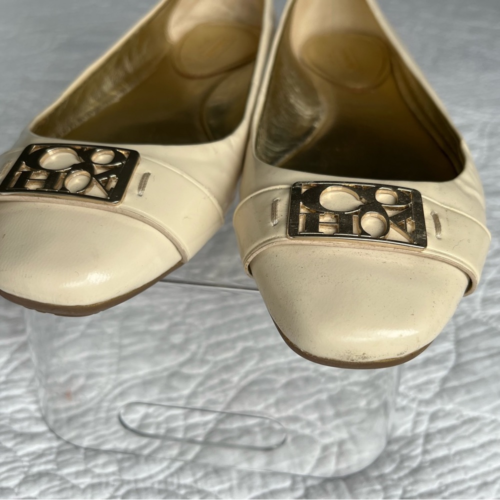 Coach Flats - Picture 7 of 10